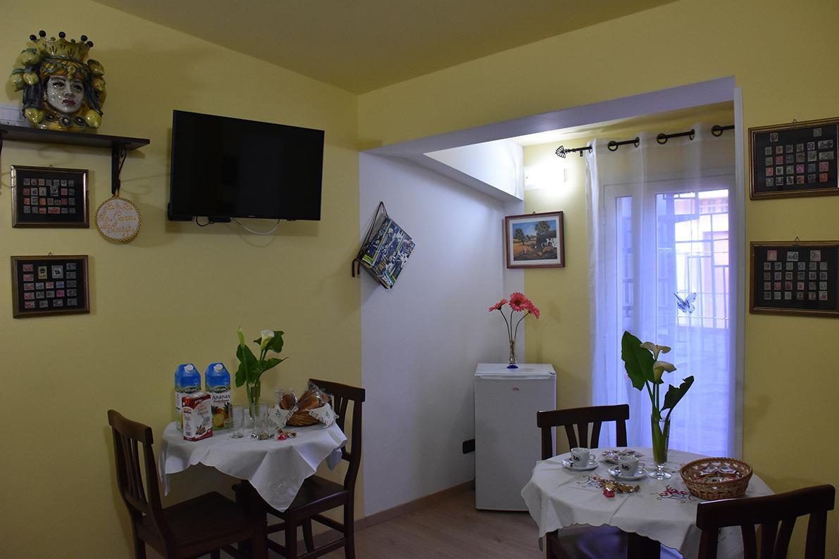 B&B La Casa Di Luigi Джардини Наксос Екстериор снимка